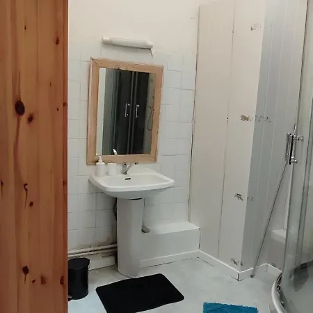 Au Vieux Casque De ボルドー